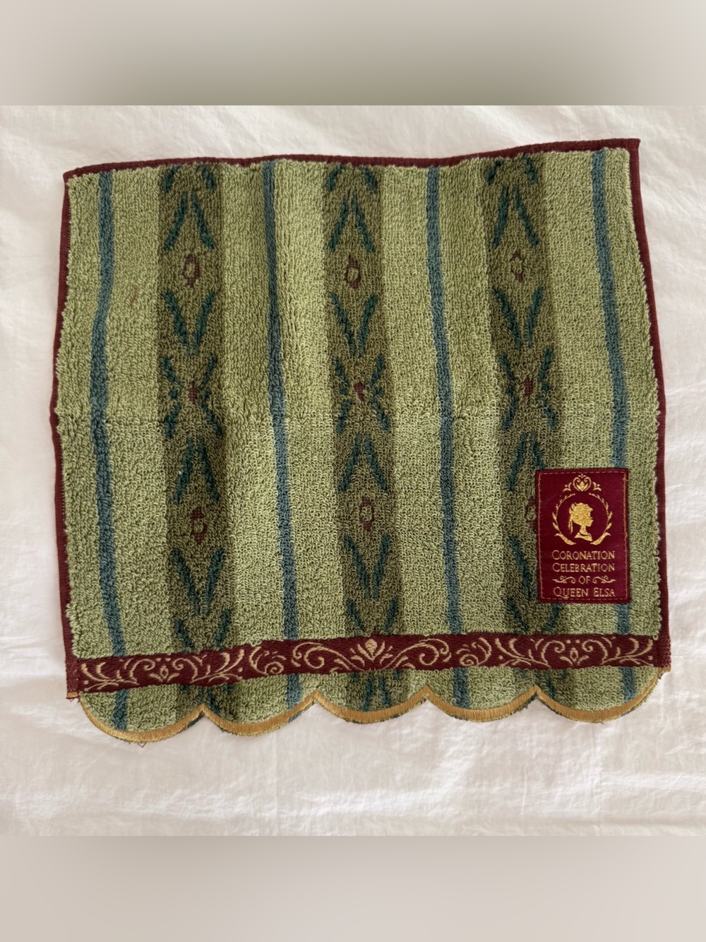 NEW Tokyo Disney Frozen Anna Mini Towel
